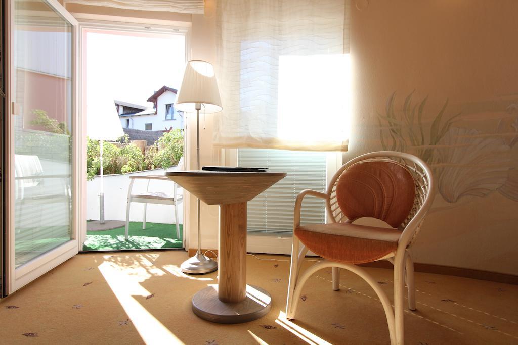 Hotel Zum Strandlaufer Аренсхоп Стая снимка