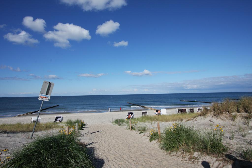 Hotel Zum Strandlaufer Аренсхоп Стая снимка