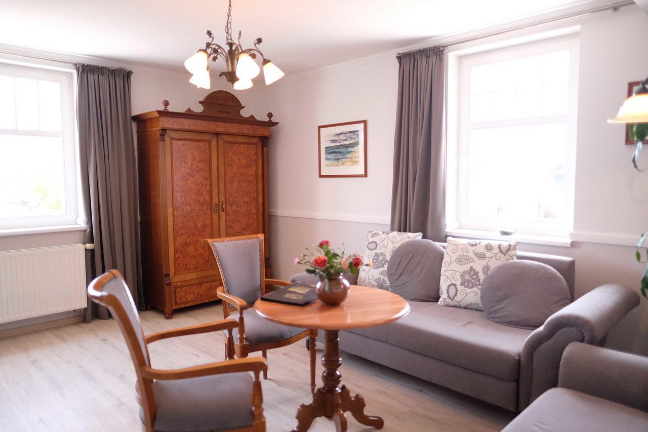 Hotel Zum Strandlaufer Аренсхоп Екстериор снимка